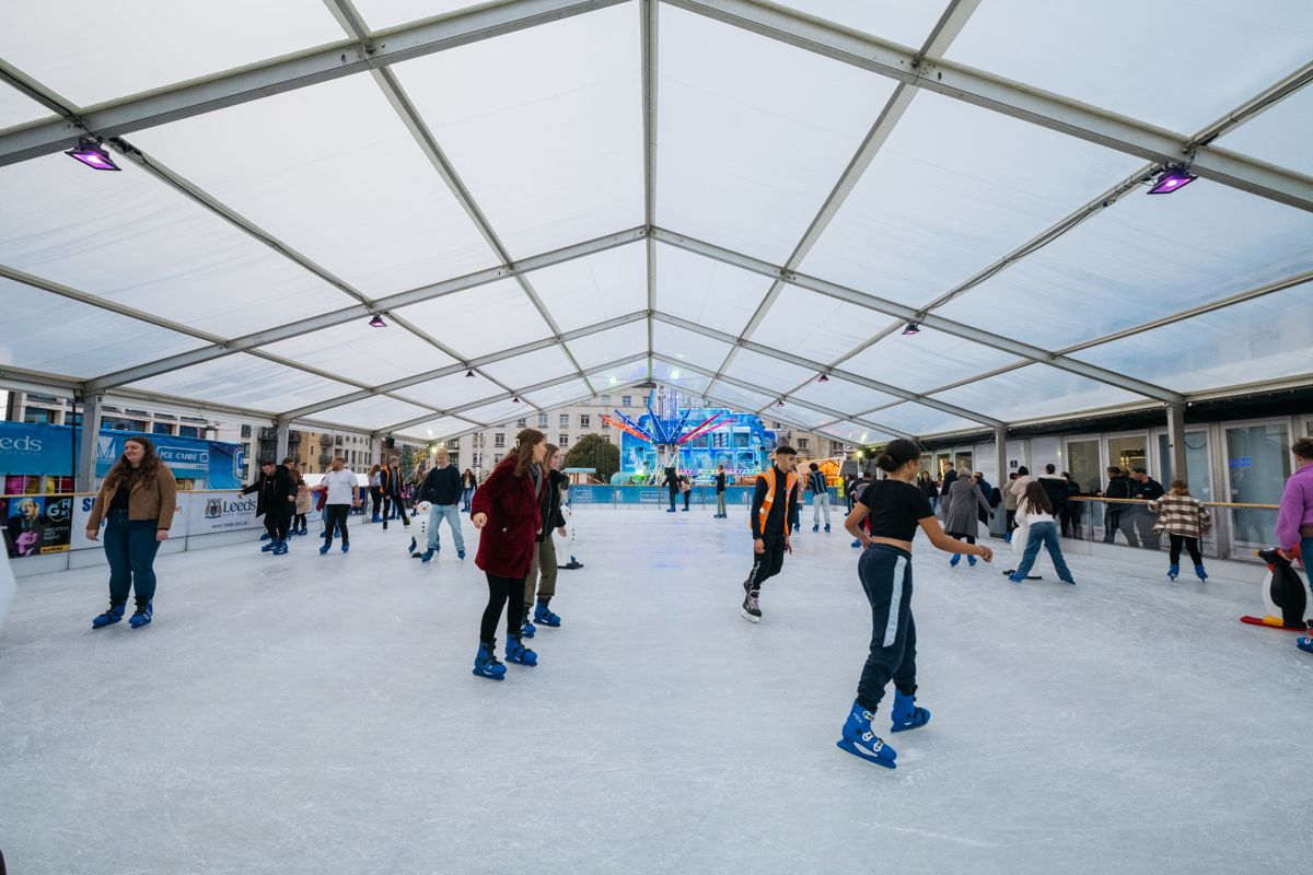 ice cube leeds christmas market